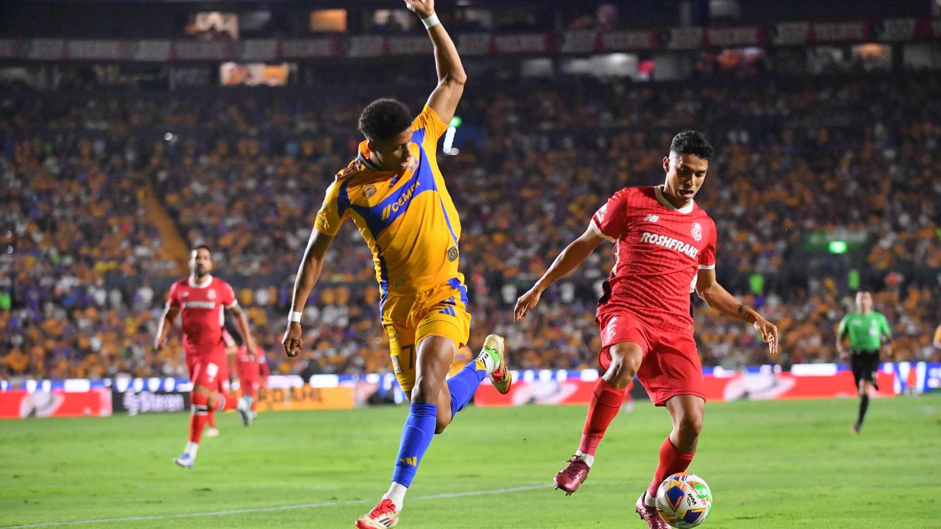 Tigres vs Toluca En Vivo: Posibles Alineaciones y Minuto a Minuto del